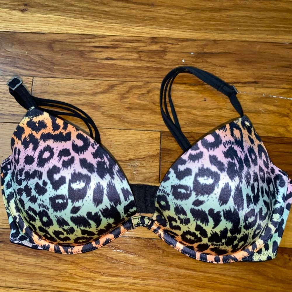 LAST CHANCE - SEXY!! Victoria Secret Colorful Cheetah Bra 32D